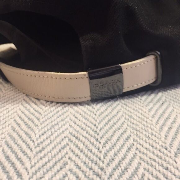 COACH LOGO Cap  Leather on brim Adjustable  MUST be Authenticated by Poshmark - Picture 5 of 7